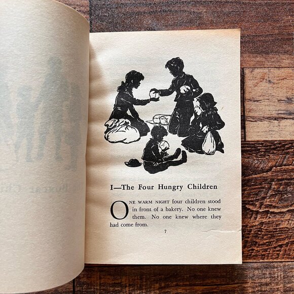 The Boxcar Children Book Series - Volume 1 Paperback by Gertrude Chandler Warner - Picture 4 of 6